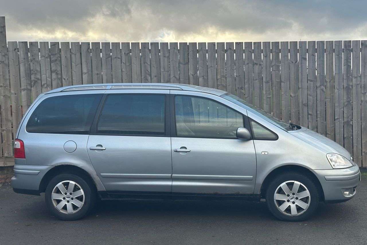 A 2004 FORD GALAXY 1.9 TDi Zetec MOT UNTIL 10/09/2026 A 2004 FORD GALAXY 1.9 TDi Zetec MOT UNTIL 10/09/2026