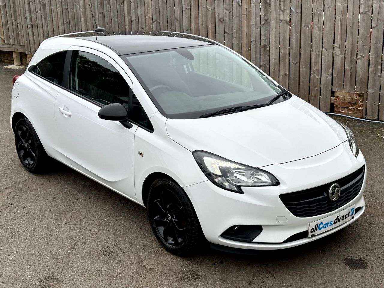 A 2019 VAUXHALL CORSA 1.4i ecoTEC Griffin FSH! APPLE CAR PLAY! A 2019 VAUXHALL CORSA 1.4i ecoTEC Griffin FSH! APPLE CAR PLAY!