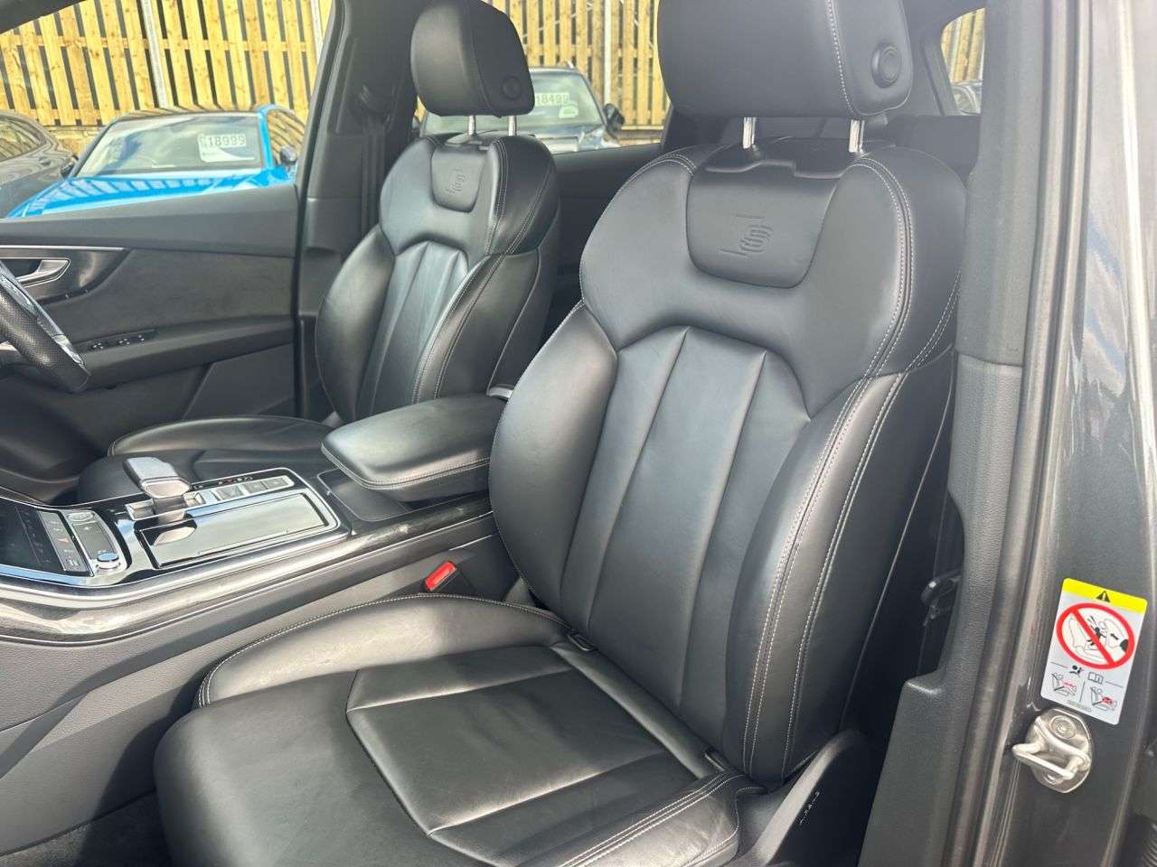 2020 AUDI Q7 2020 AUDI Q7