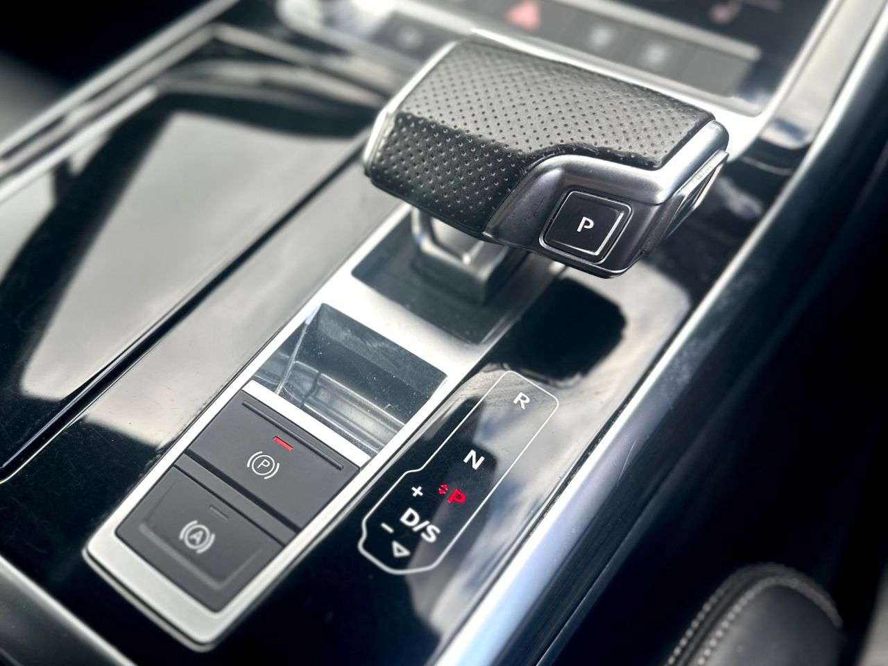 2020 AUDI Q7 2020 AUDI Q7