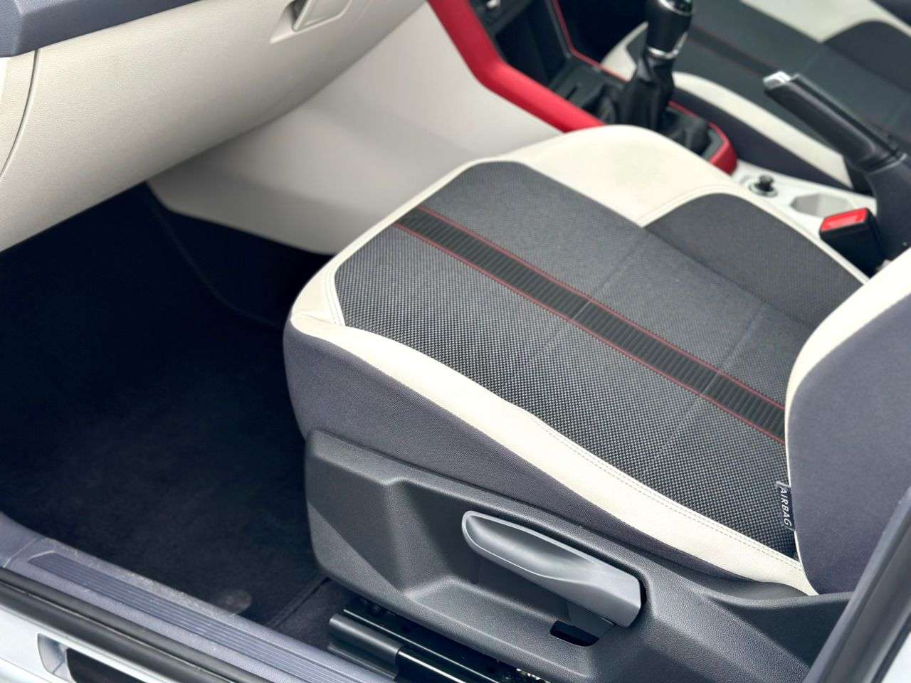 2018 VOLKSWAGEN POLO 2018 VOLKSWAGEN POLO