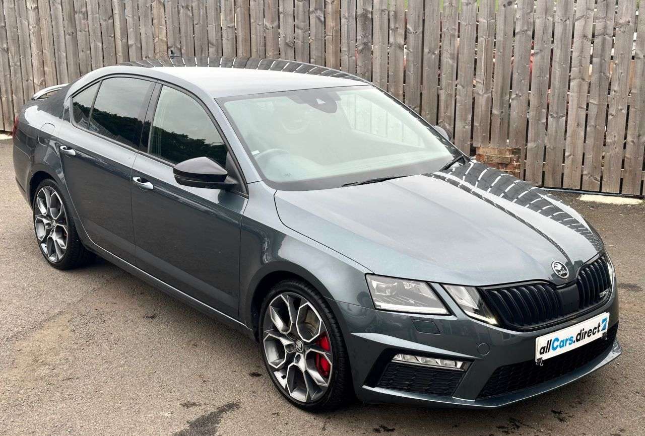 A 2019 SKODA OCTAVIA 2.0 TSI VRS DSG BLACK PACK! UPGRADED EXTREME ALLOYS A 2019 SKODA OCTAVIA 2.0 TSI VRS DSG BLACK PACK! UPGRADED EXTREME ALLOYS