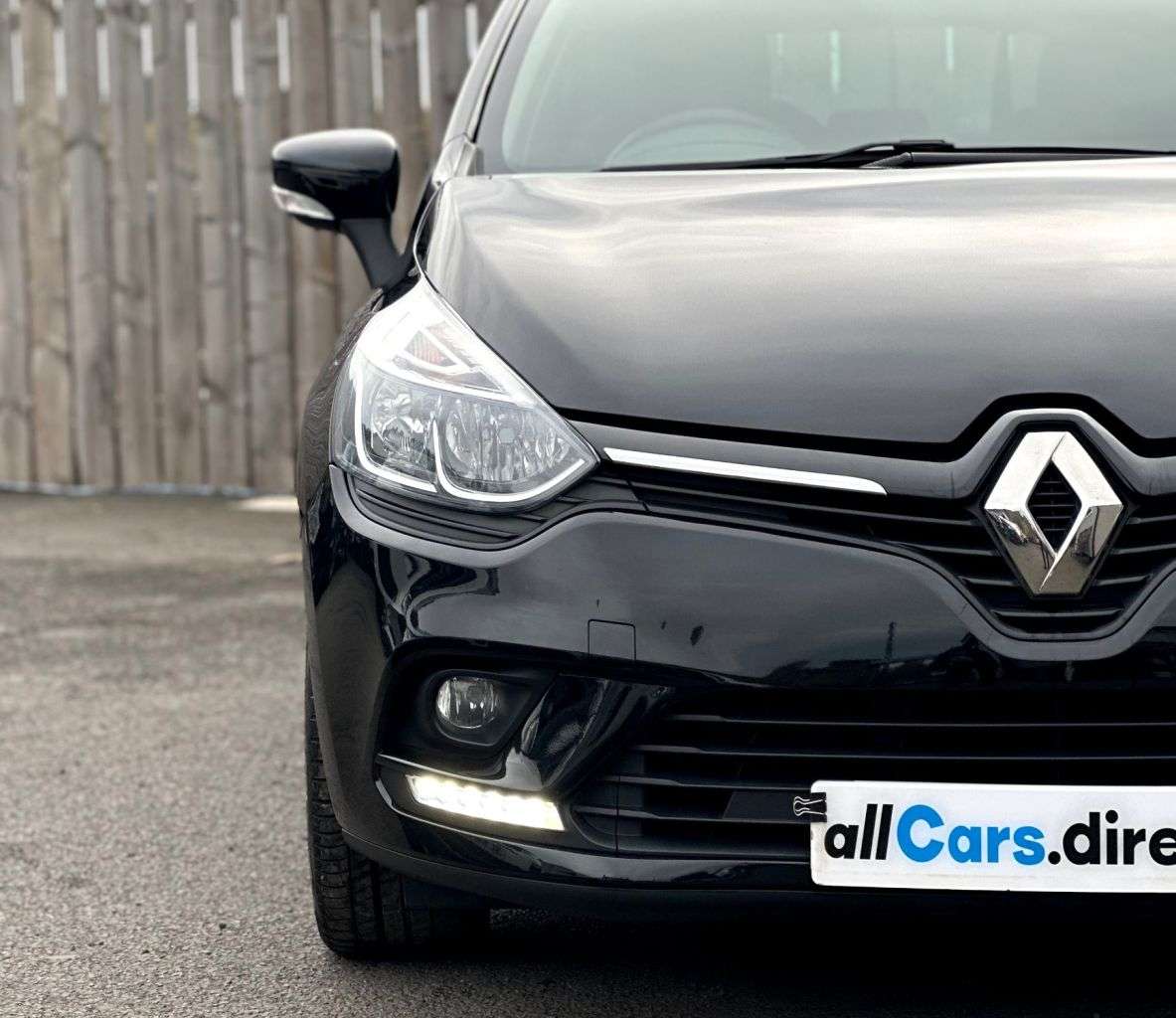 2019 RENAULT CLIO 2019 RENAULT CLIO