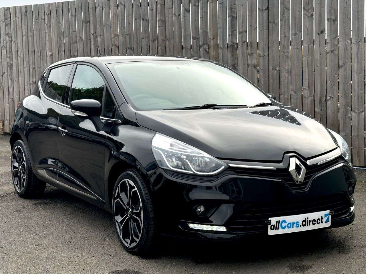 2019 RENAULT CLIO 2019 RENAULT CLIO