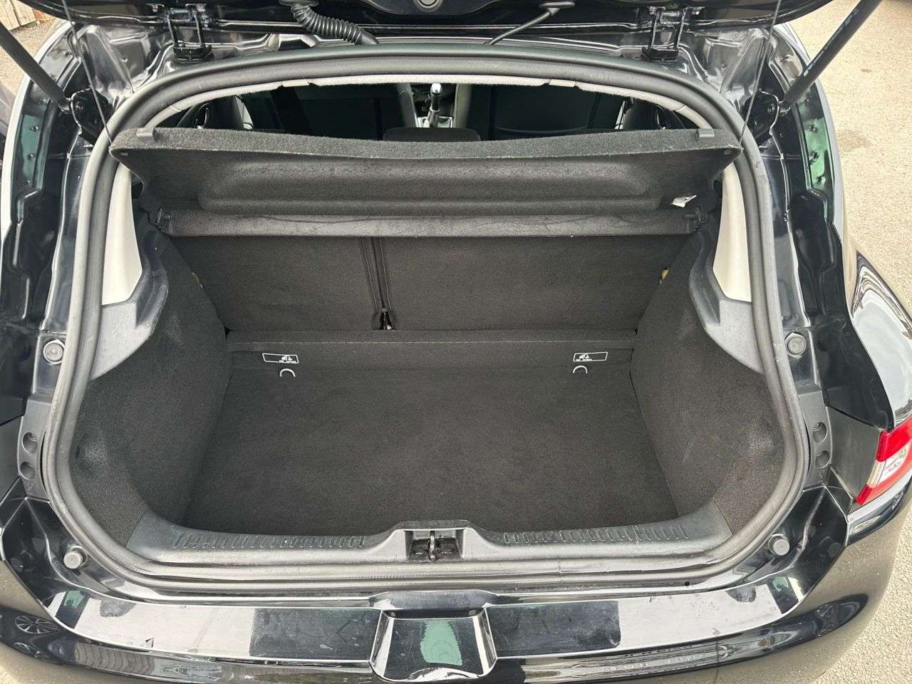 2019 RENAULT CLIO 2019 RENAULT CLIO