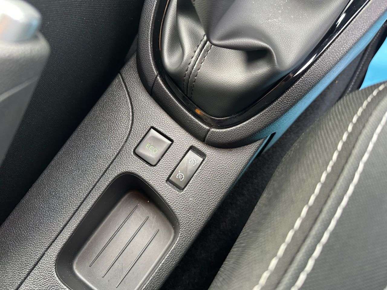 2019 RENAULT CLIO 2019 RENAULT CLIO