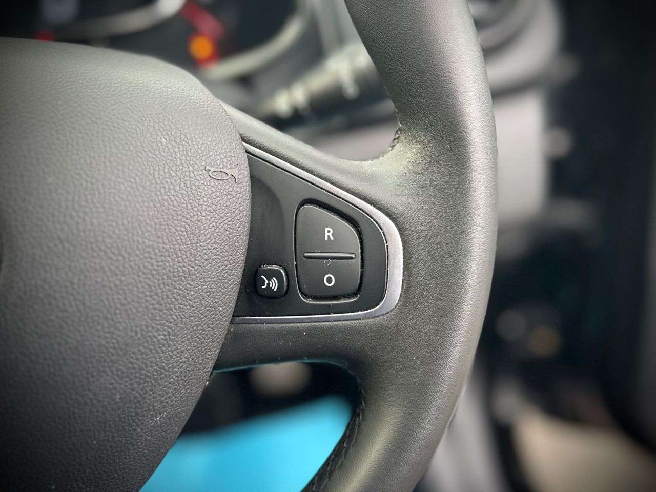 2019 RENAULT CLIO 2019 RENAULT CLIO