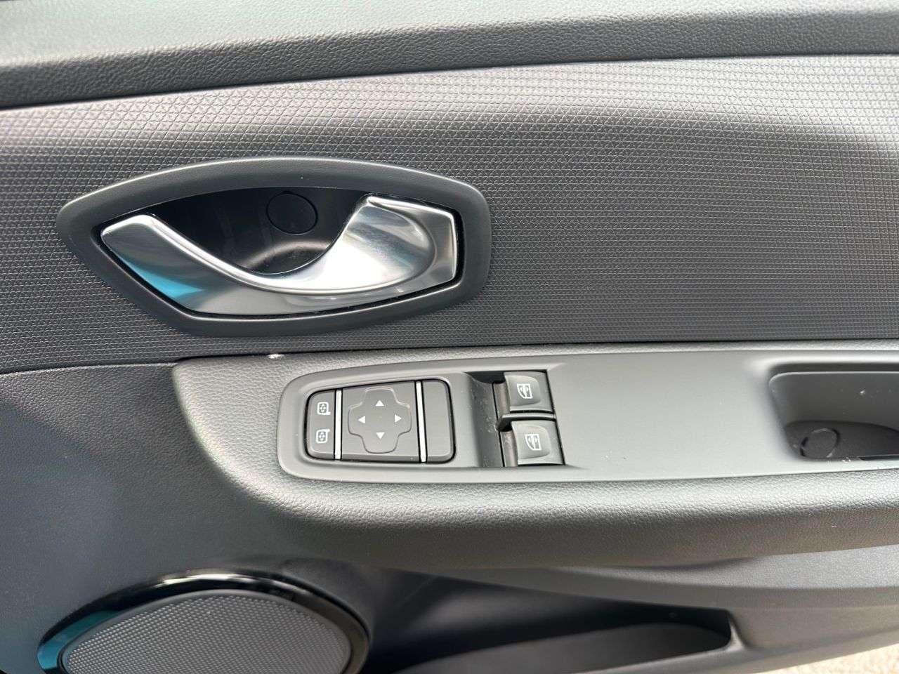 2019 RENAULT CLIO 2019 RENAULT CLIO