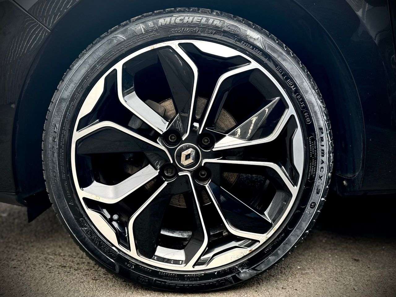 2019 RENAULT CLIO 2019 RENAULT CLIO