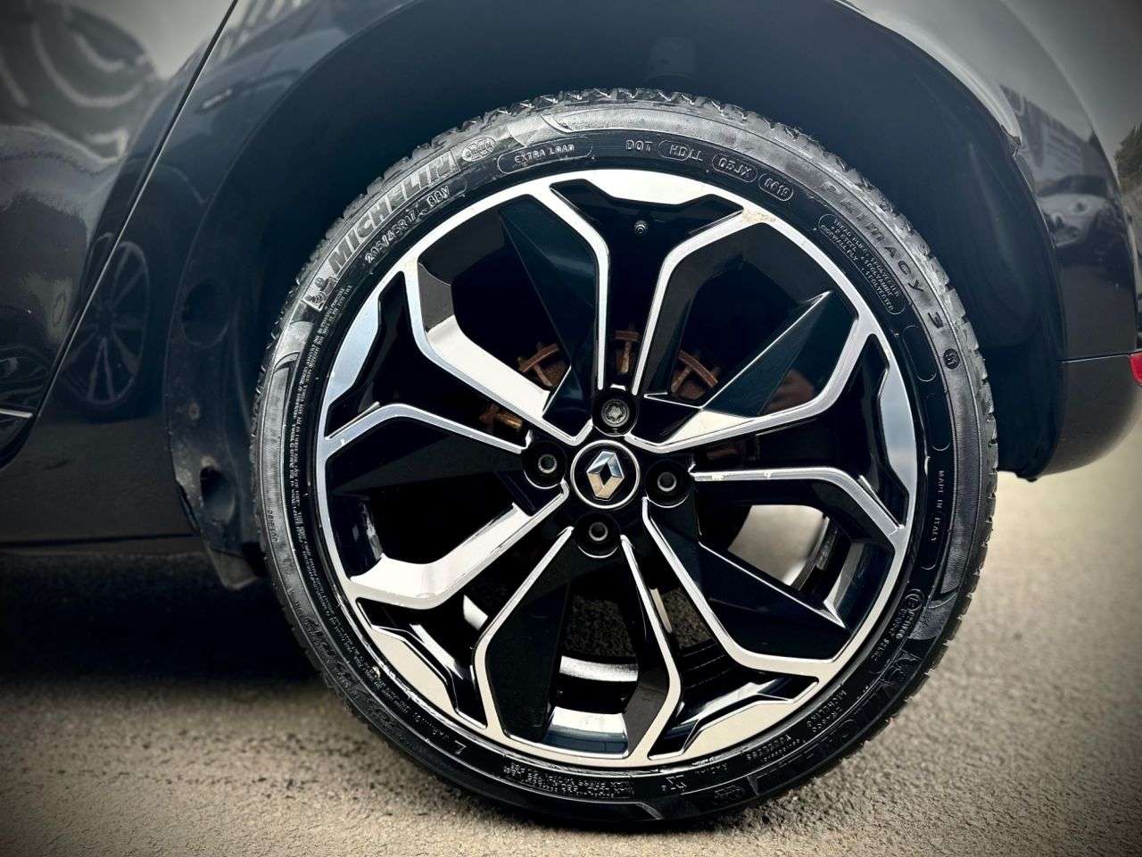 2019 RENAULT CLIO 2019 RENAULT CLIO