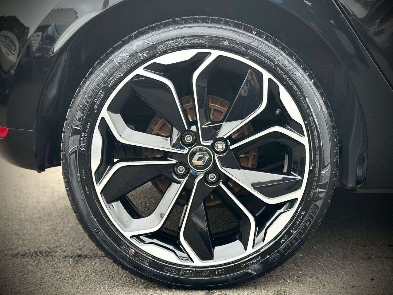 2019 RENAULT CLIO 2019 RENAULT CLIO