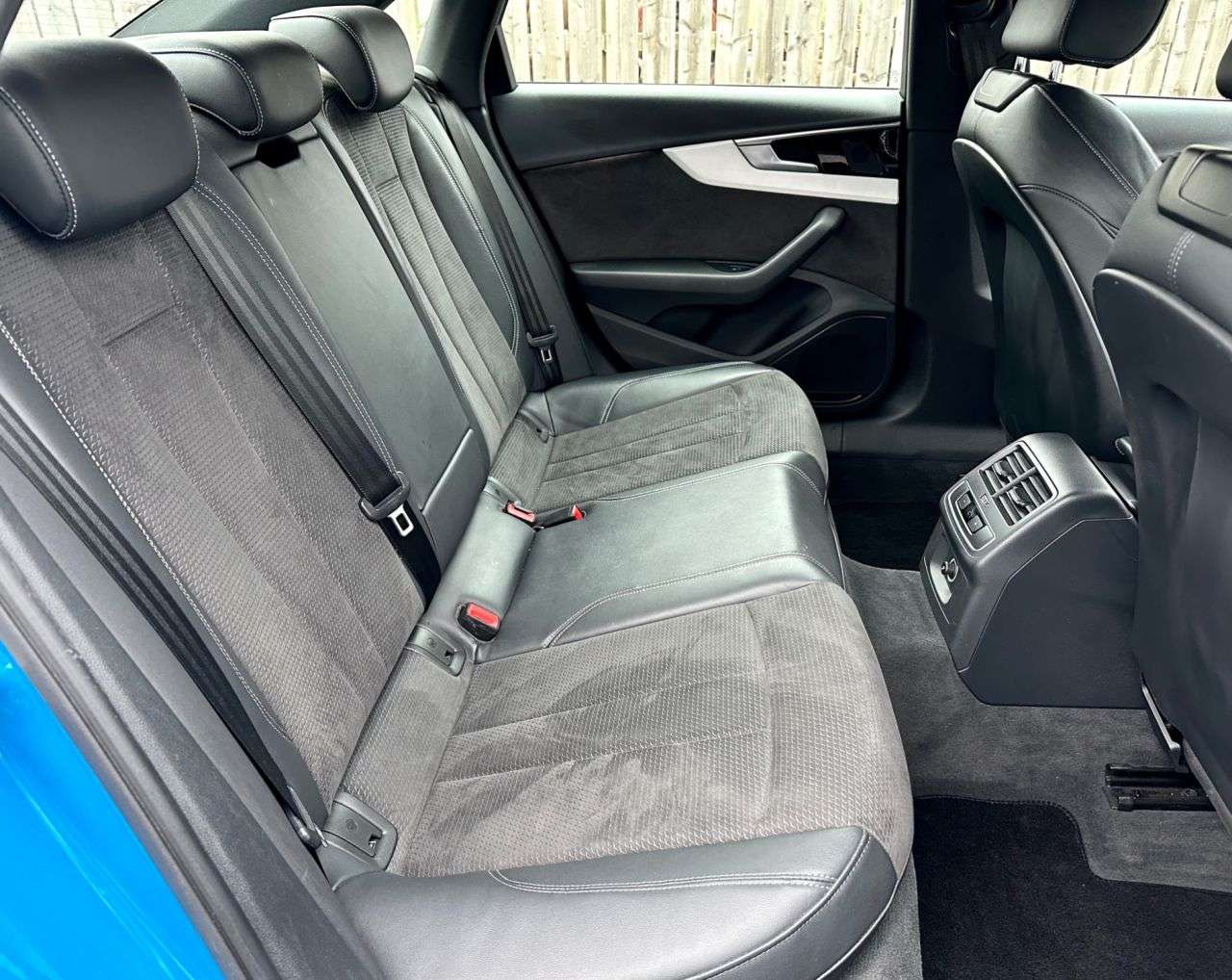 2020 AUDI A4 2020 AUDI A4