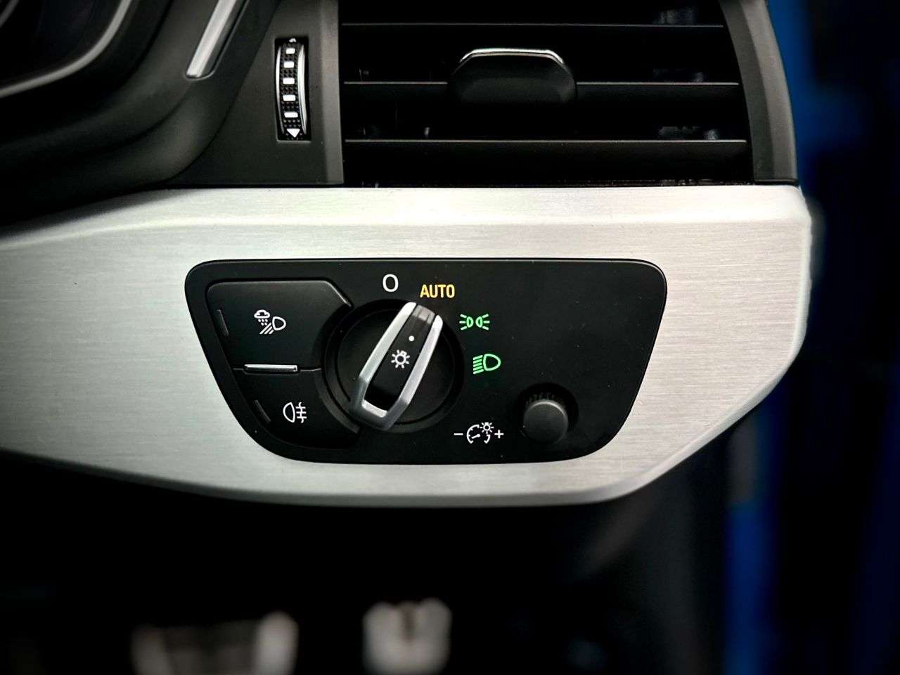 2020 AUDI A4 2020 AUDI A4