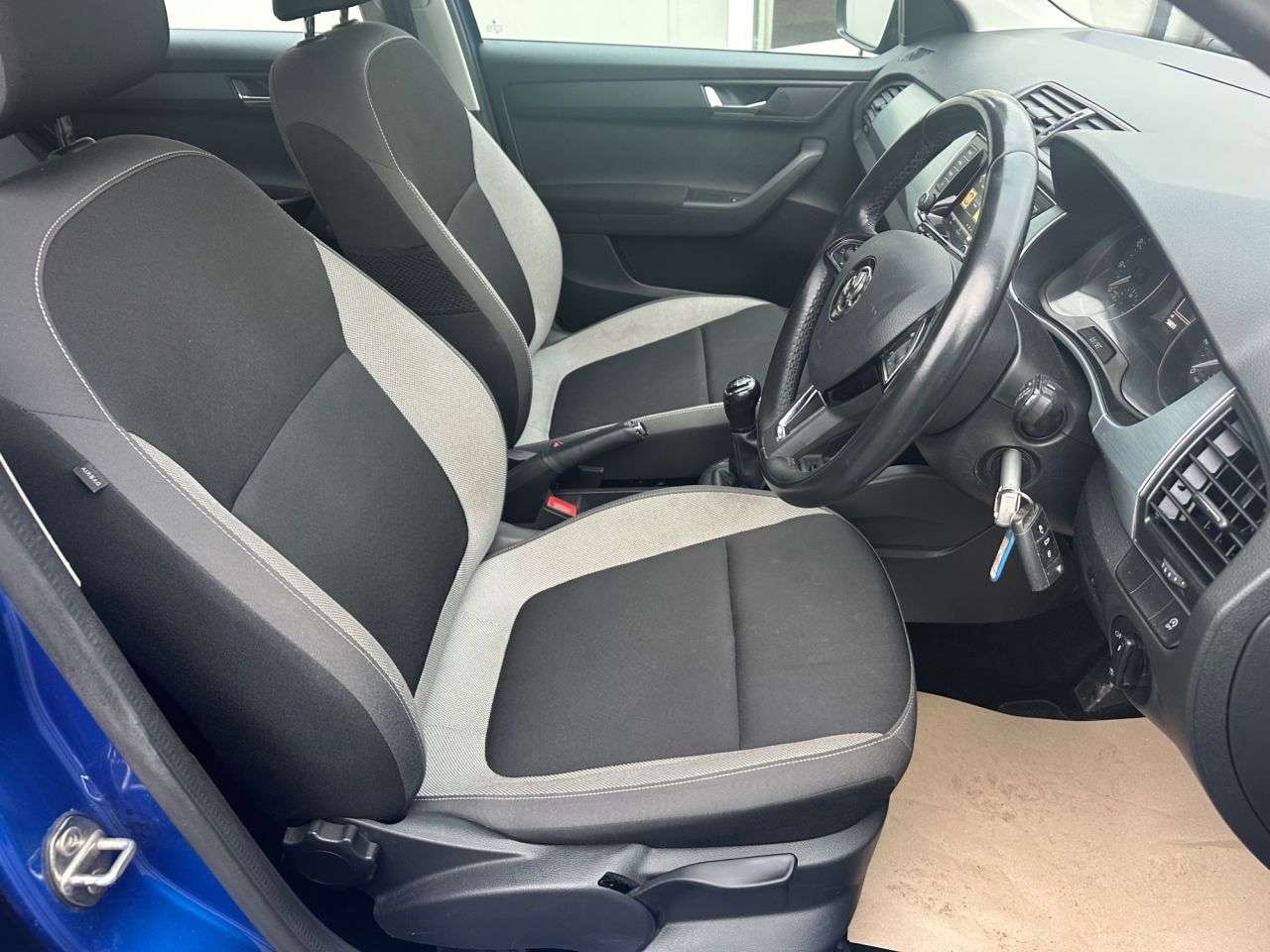 2018 SKODA FABIA 2018 SKODA FABIA