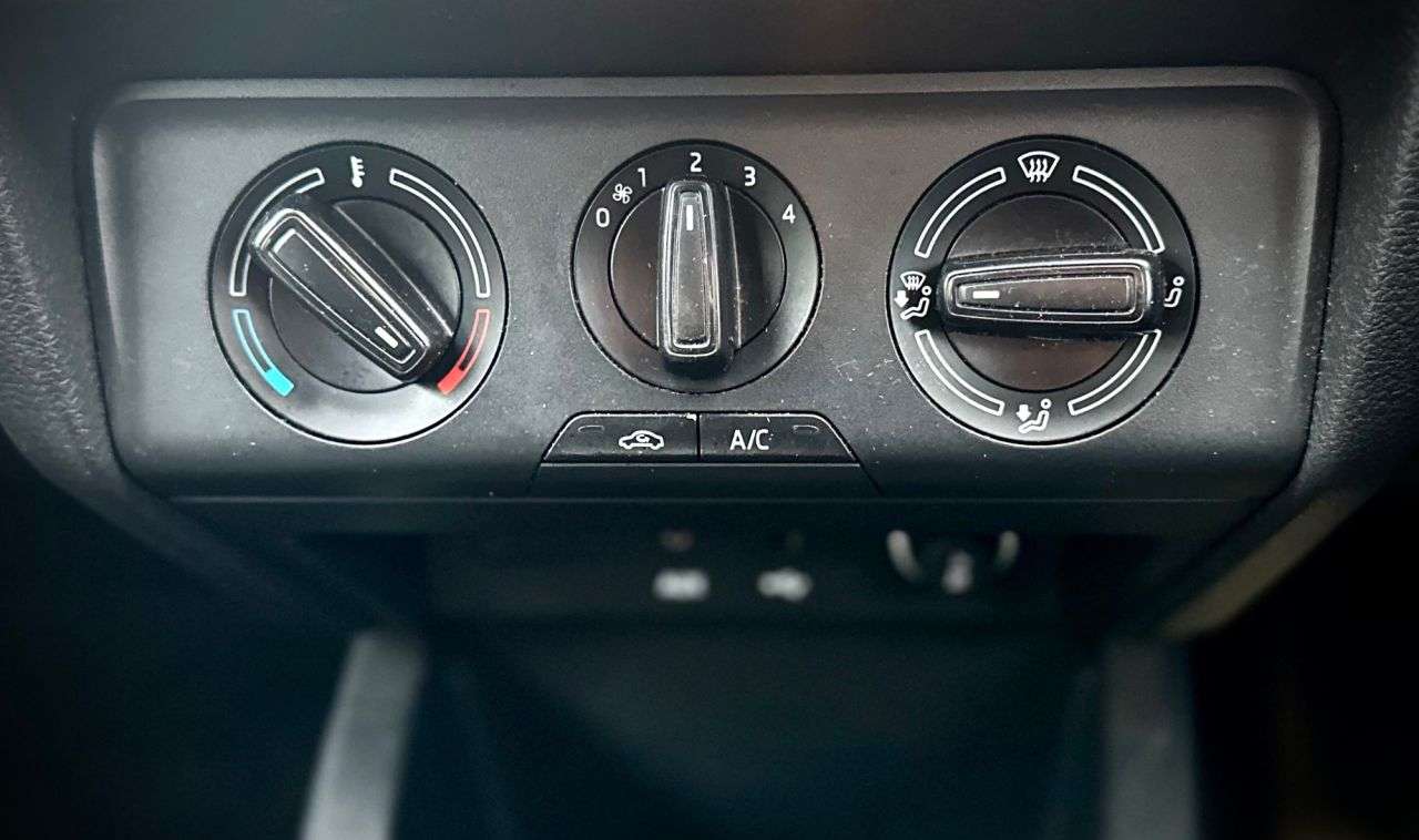 2018 SKODA FABIA 2018 SKODA FABIA