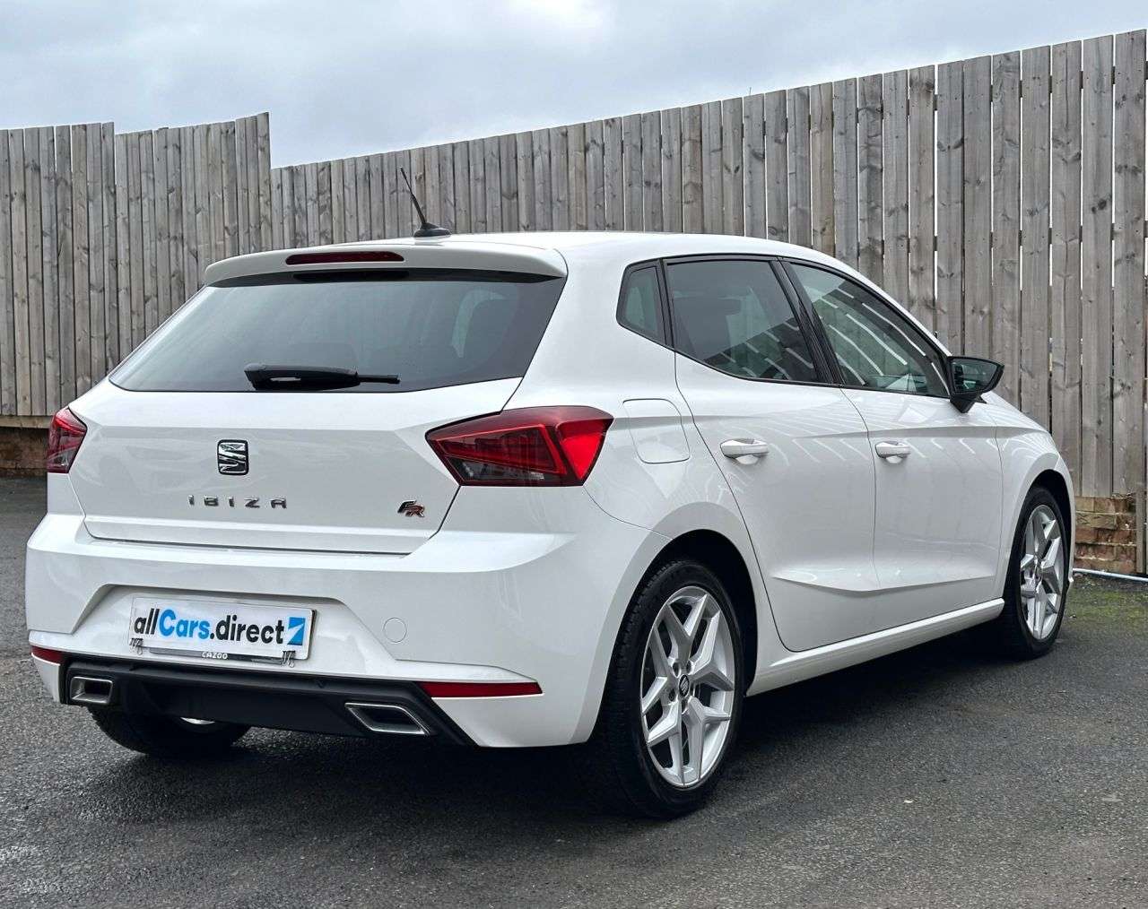 2017 SEAT IBIZA 2017 SEAT IBIZA