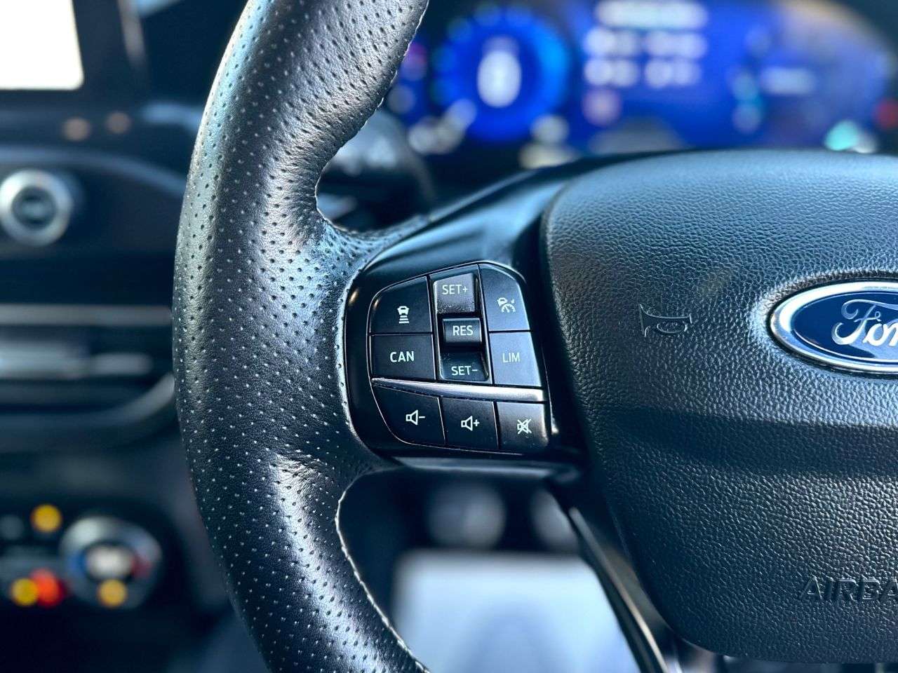 2022 FORD FOCUS 2022 FORD FOCUS