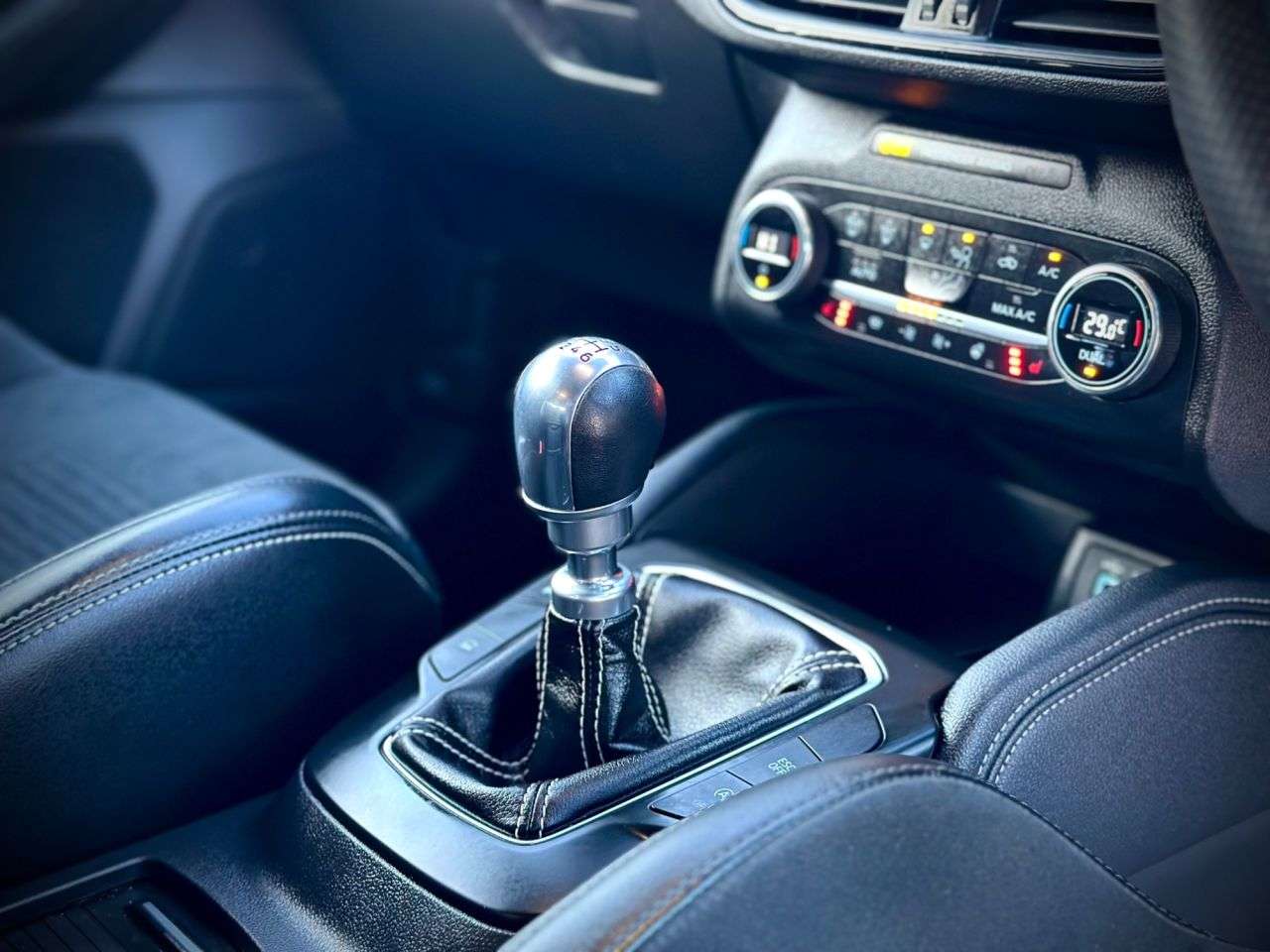 2022 FORD FOCUS 2022 FORD FOCUS