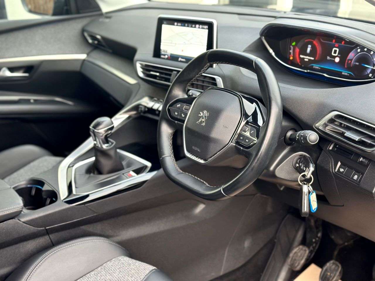 A 2019 PEUGEOT 3008 1.2 PureTech Allure APPLE CAR PLAY! T/BELT CHANGED A 2019 PEUGEOT 3008 1.2 PureTech Allure APPLE CAR PLAY! T/BELT CHANGED