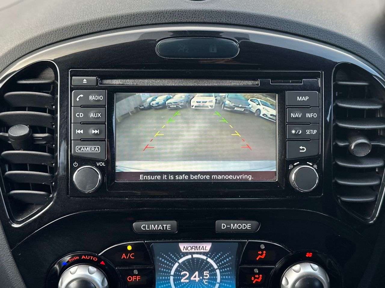 A 2017 NISSAN JUKE 1.2 DIG-T N-Connecta FSH! A 2017 NISSAN JUKE 1.2 DIG-T N-Connecta FSH!