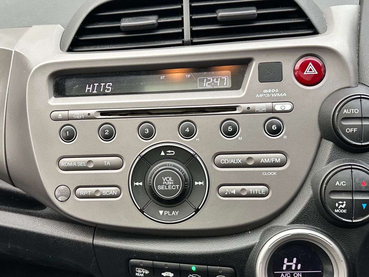 2011 HONDA JAZZ 2011 HONDA JAZZ