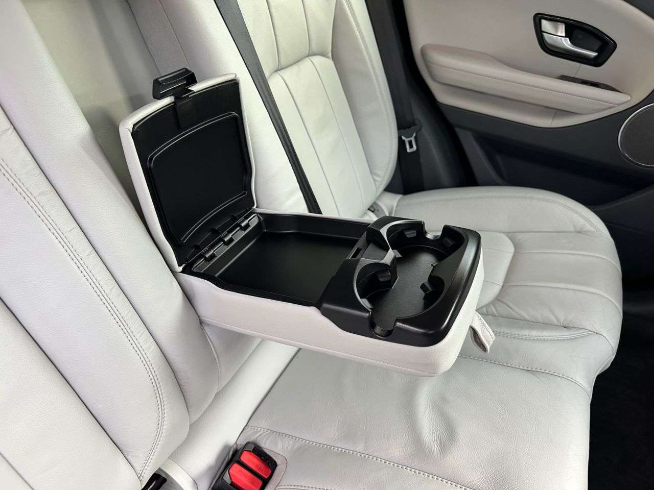 2017 LAND ROVER RANGE ROVER EVOQUE 2017 LAND ROVER RANGE ROVER EVOQUE