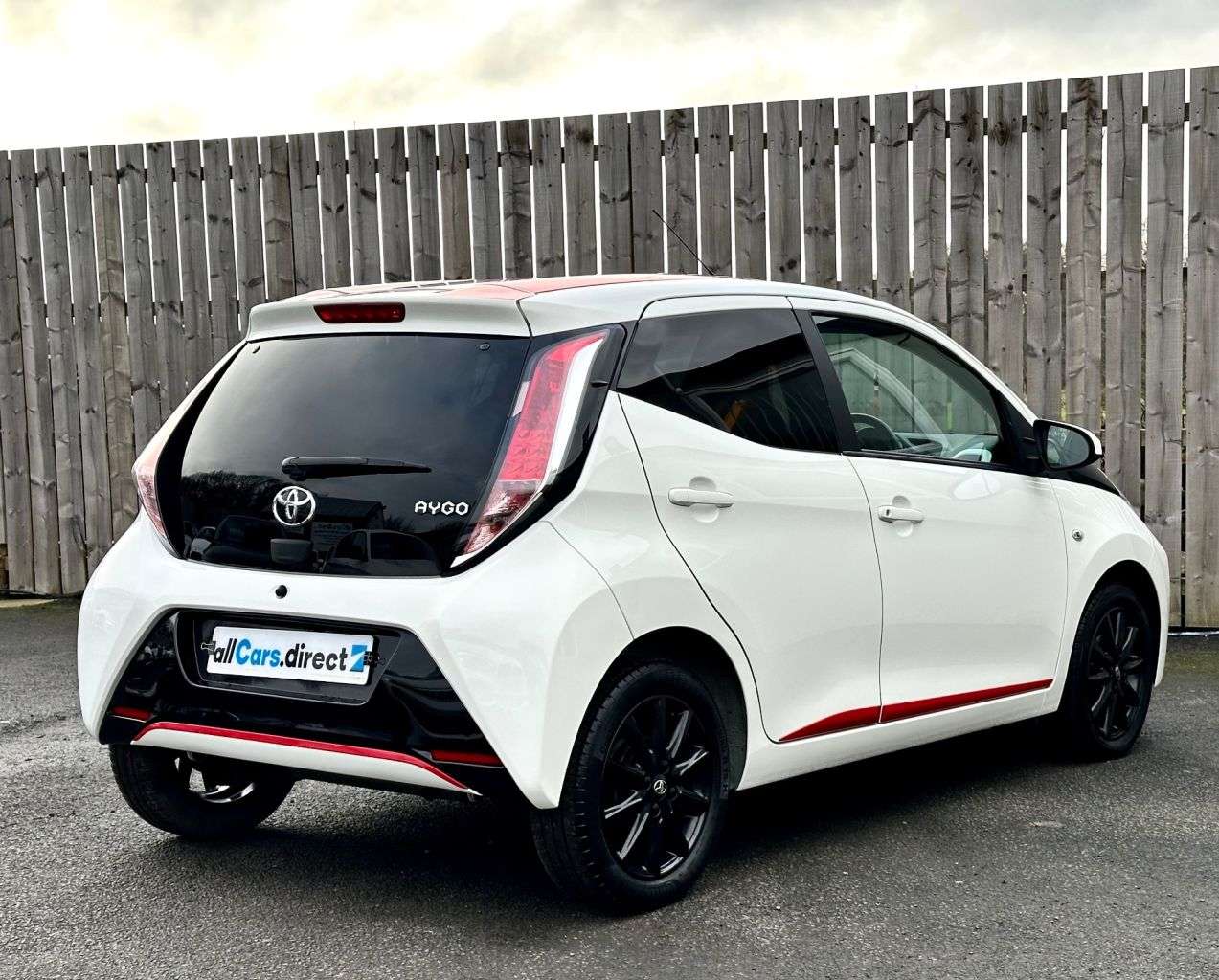 2017 TOYOTA AYGO 2017 TOYOTA AYGO