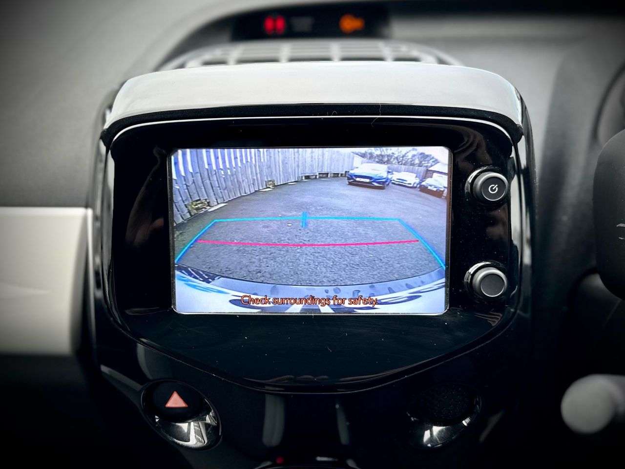 2017 TOYOTA AYGO 2017 TOYOTA AYGO