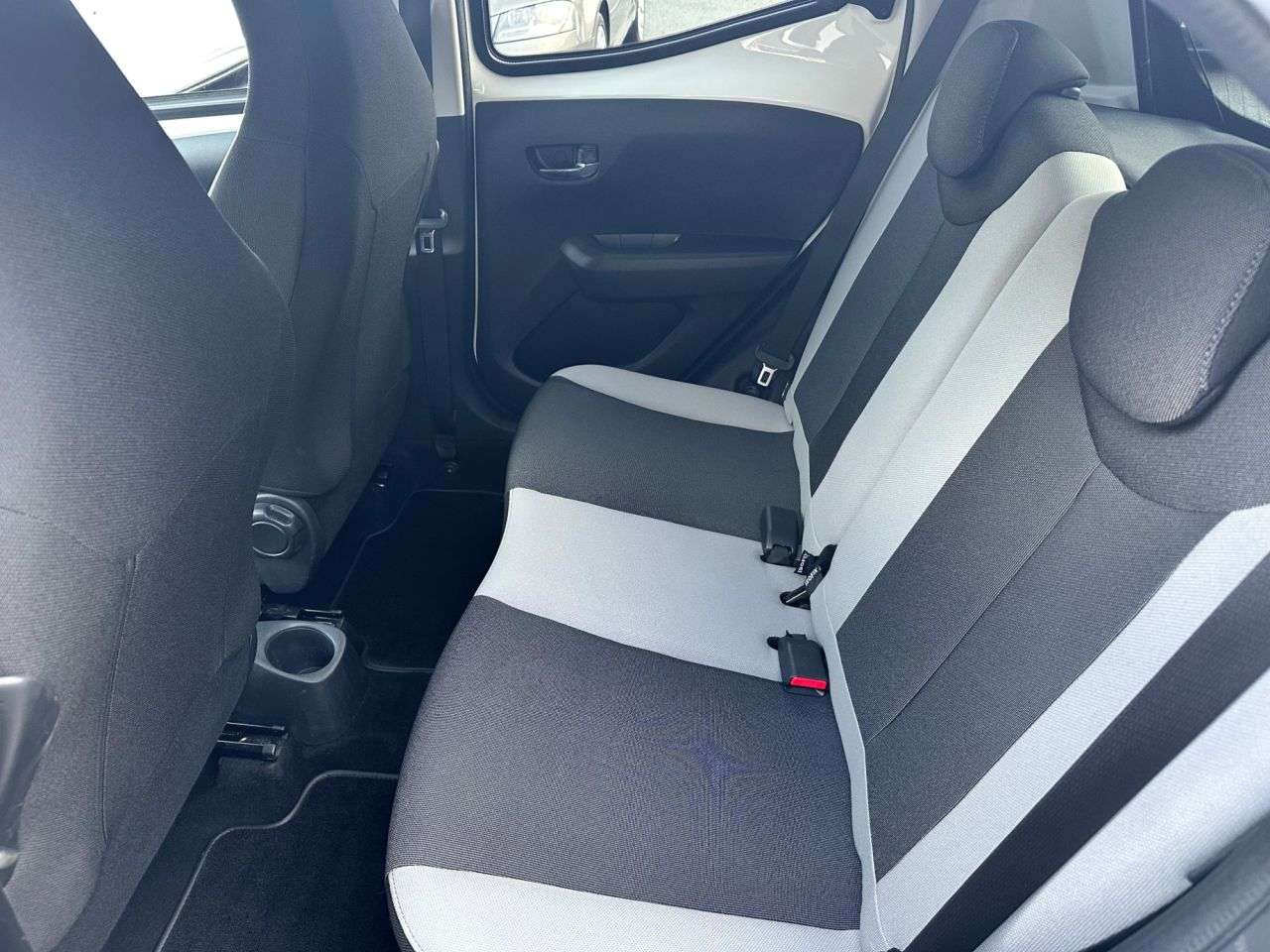 2017 TOYOTA AYGO 2017 TOYOTA AYGO