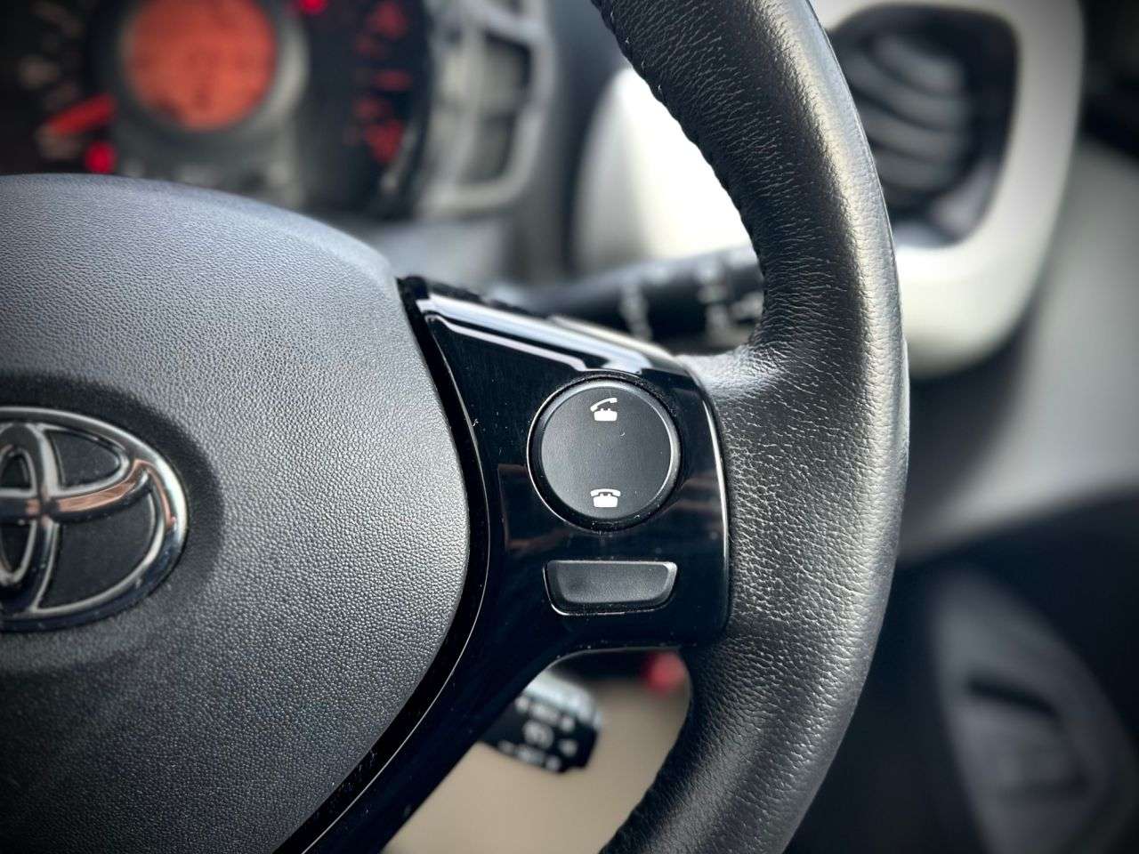 2017 TOYOTA AYGO 2017 TOYOTA AYGO