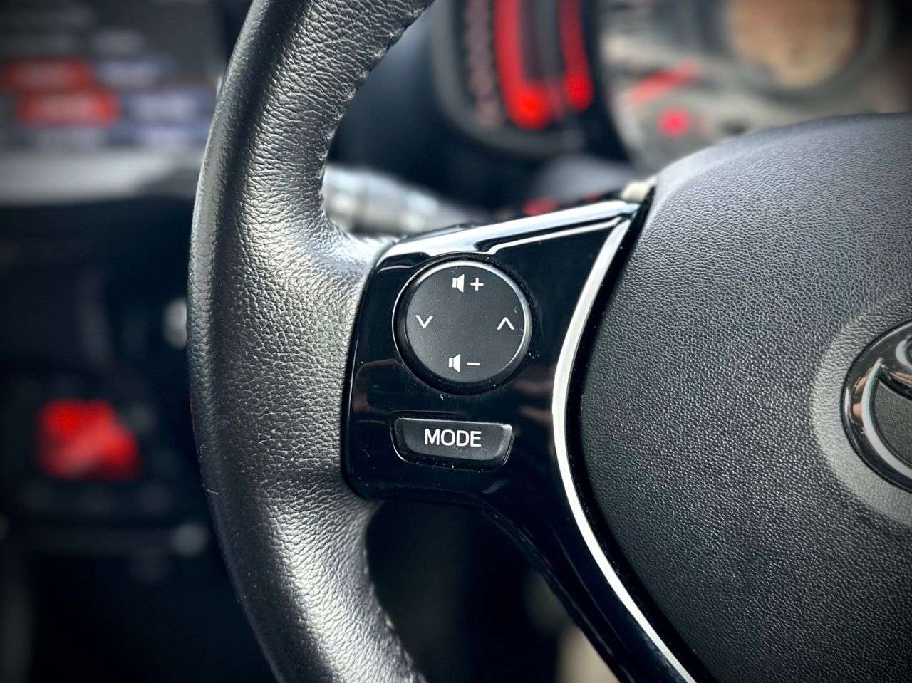 2017 TOYOTA AYGO 2017 TOYOTA AYGO