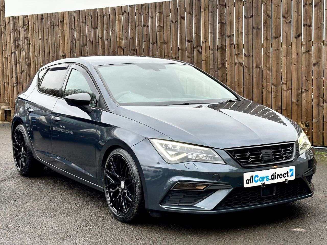 A 2020 SEAT LEON 1.5 TSI EVO FR Black Edition UPGRADED ALLOYS! VIRTUAL COCKPIT! A 2020 SEAT LEON 1.5 TSI EVO FR Black Edition UPGRADED ALLOYS! VIRTUAL COCKPIT!