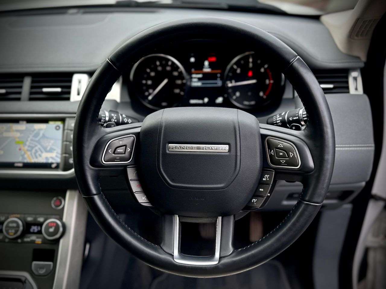 2018 LAND ROVER RANGE ROVER EVOQUE 2018 LAND ROVER RANGE ROVER EVOQUE