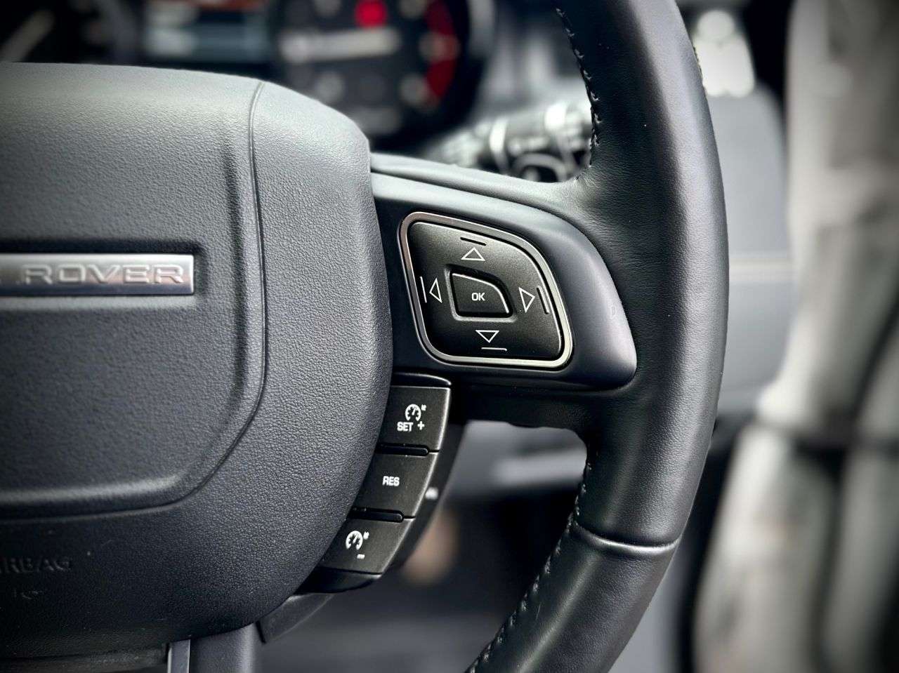 2018 LAND ROVER RANGE ROVER EVOQUE 2018 LAND ROVER RANGE ROVER EVOQUE