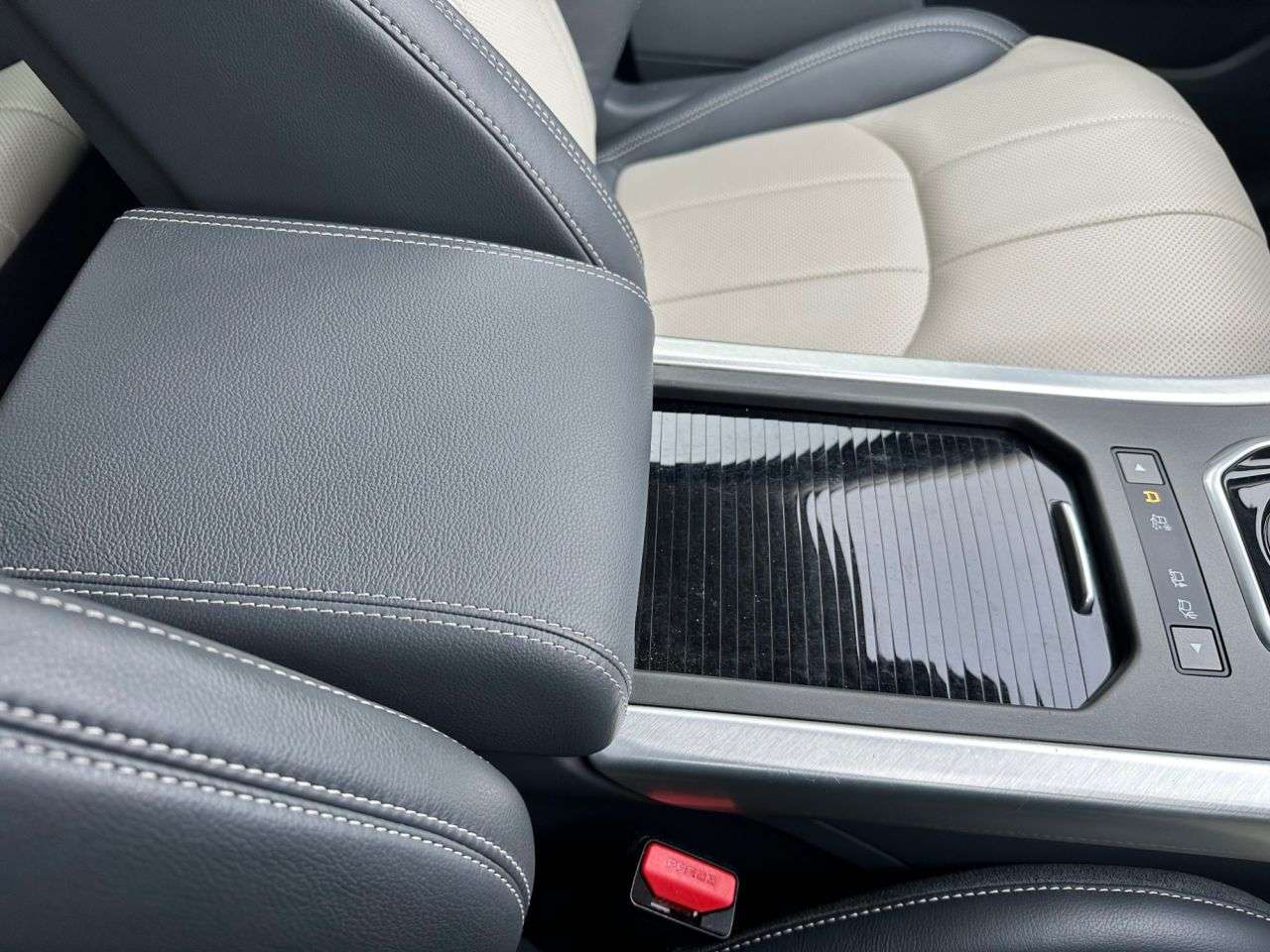 2018 LAND ROVER RANGE ROVER EVOQUE 2018 LAND ROVER RANGE ROVER EVOQUE