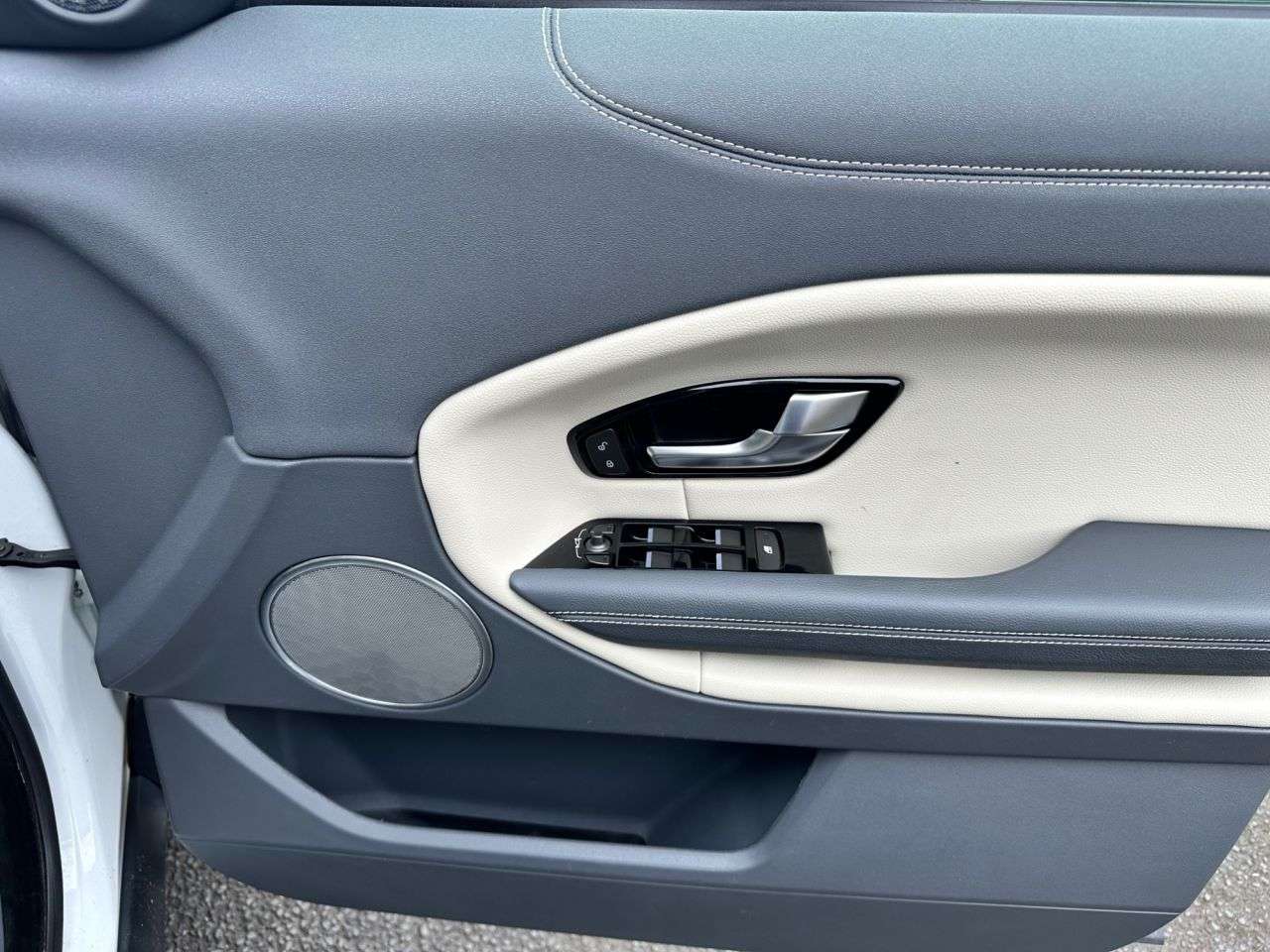 2018 LAND ROVER RANGE ROVER EVOQUE 2018 LAND ROVER RANGE ROVER EVOQUE