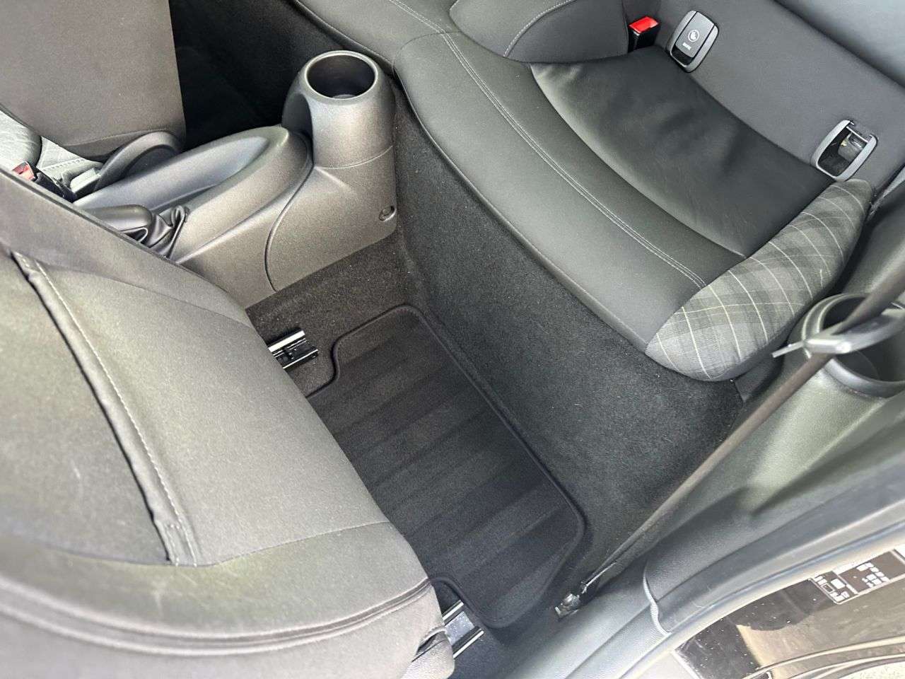 2017 MINI HATCH 2017 MINI HATCH