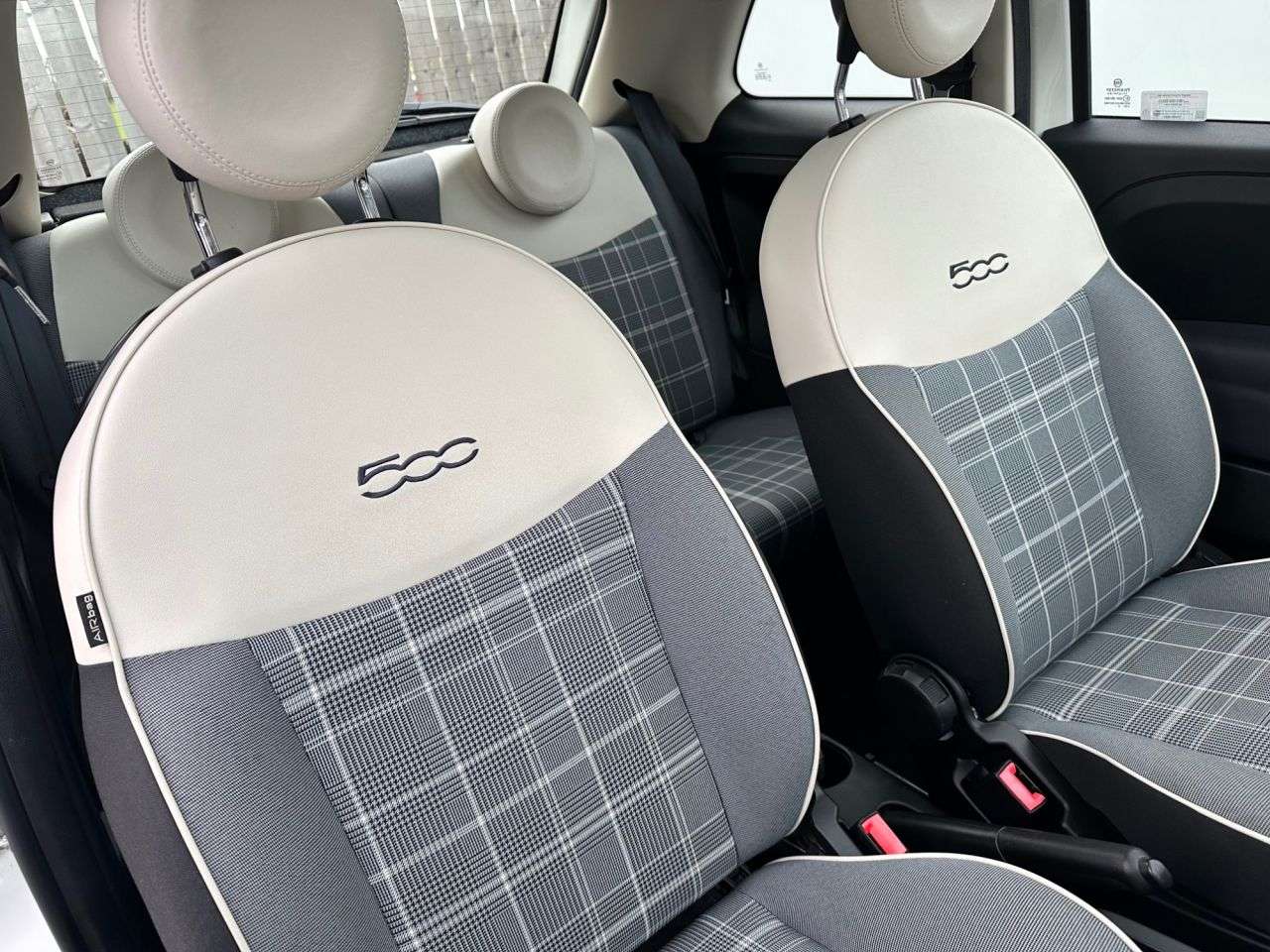 2018 FIAT 500 2018 FIAT 500