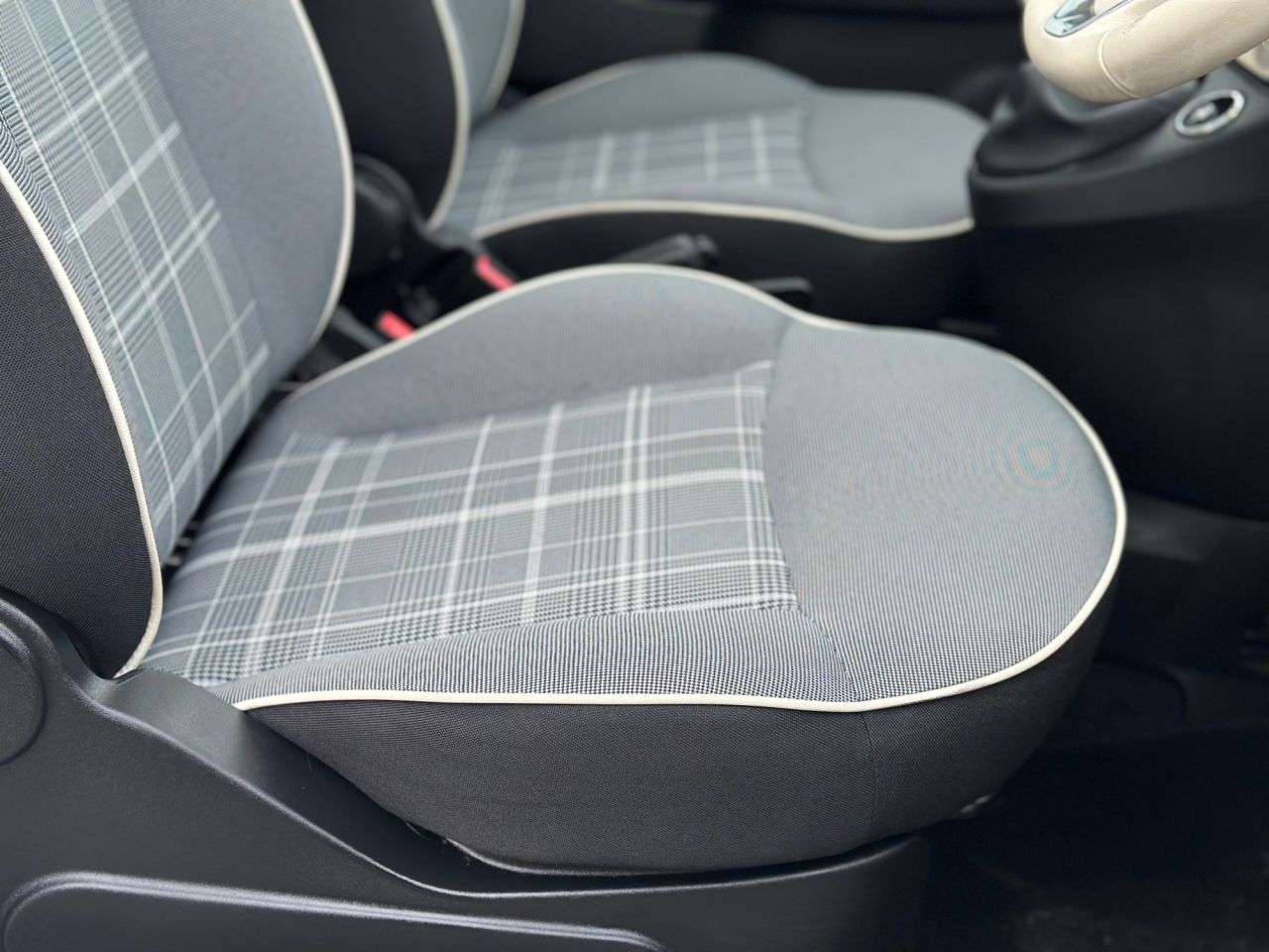 2018 FIAT 500 2018 FIAT 500