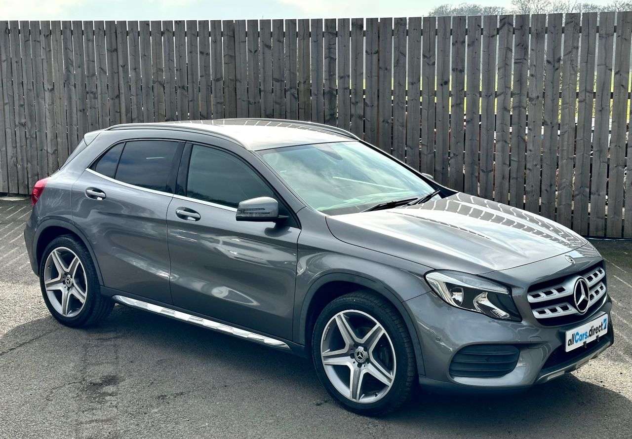 A 2018 MERCEDES-BENZ 180 2.1 GLA200d AMG Line (Executive) 7G-DCT 4MATIC STUNNING LOOKS! A 2018 MERCEDES-BENZ 180 2.1 GLA200d AMG Line (Executive) 7G-DCT 4MATIC STUNNING LOOKS!