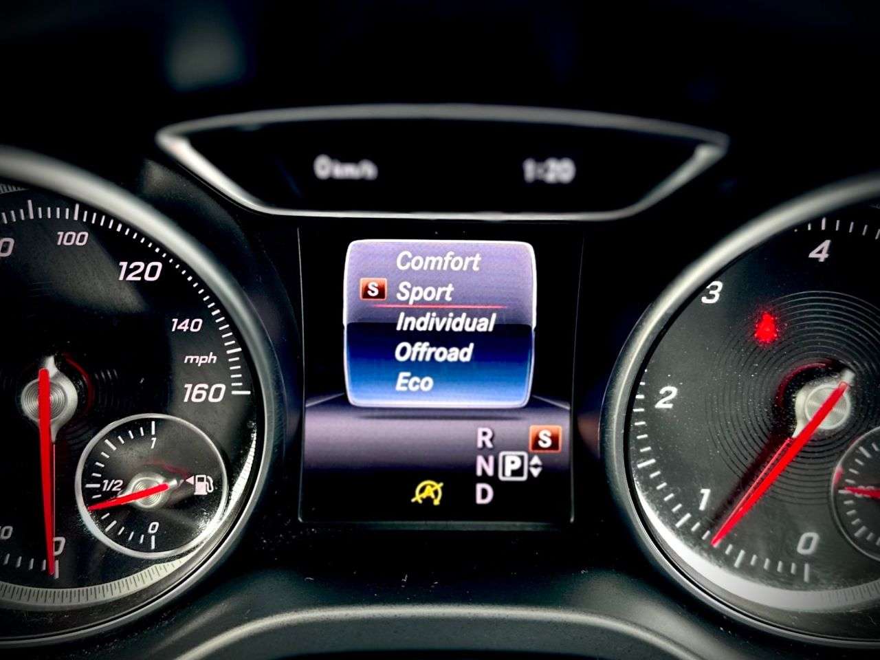 2018 MERCEDES-BENZ 180 2018 MERCEDES-BENZ 180