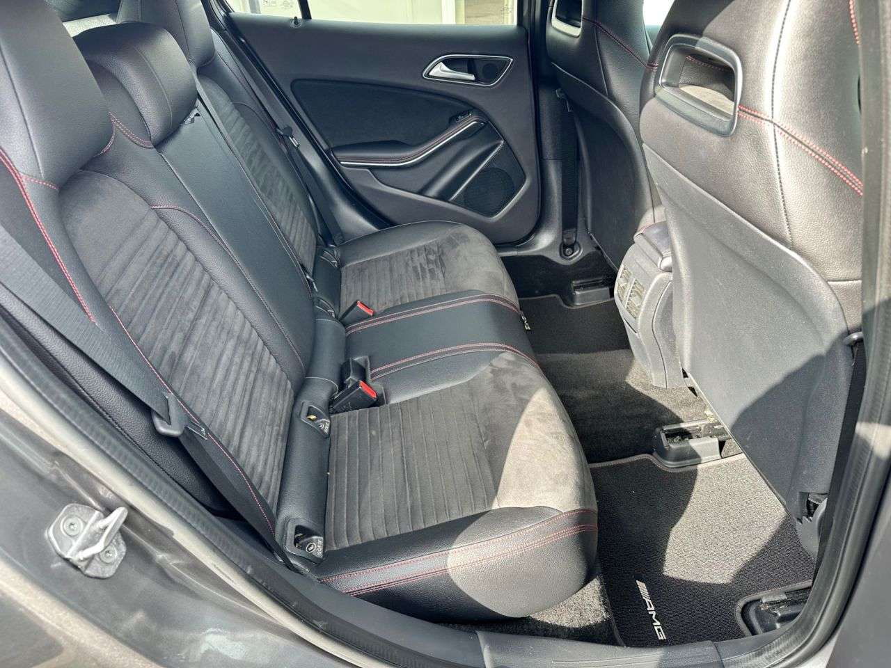 2018 MERCEDES-BENZ 180 2018 MERCEDES-BENZ 180