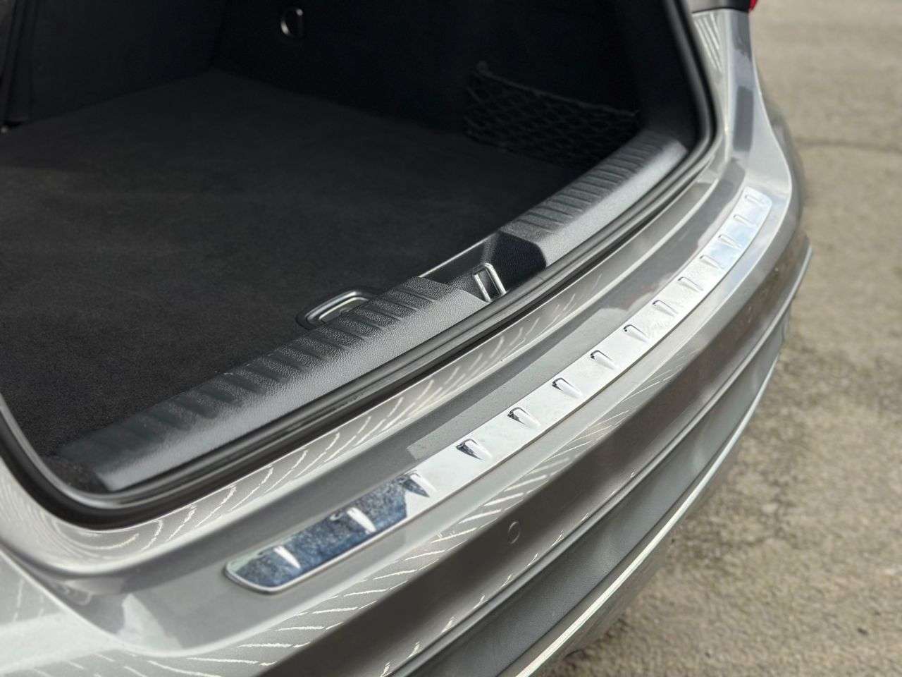 2018 MERCEDES-BENZ 180 2018 MERCEDES-BENZ 180