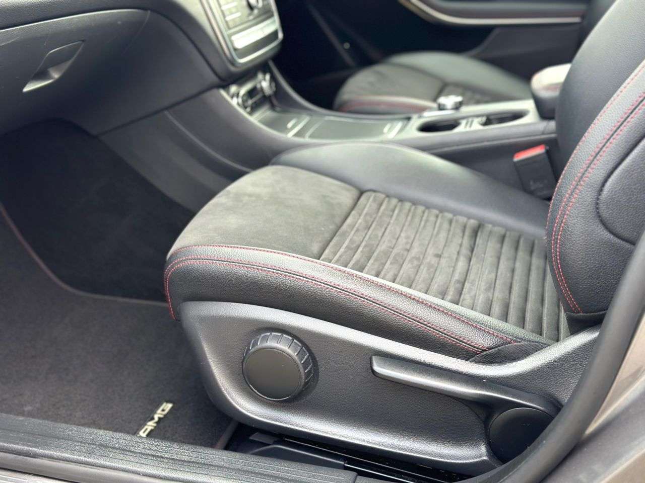 2018 MERCEDES-BENZ 180 2018 MERCEDES-BENZ 180