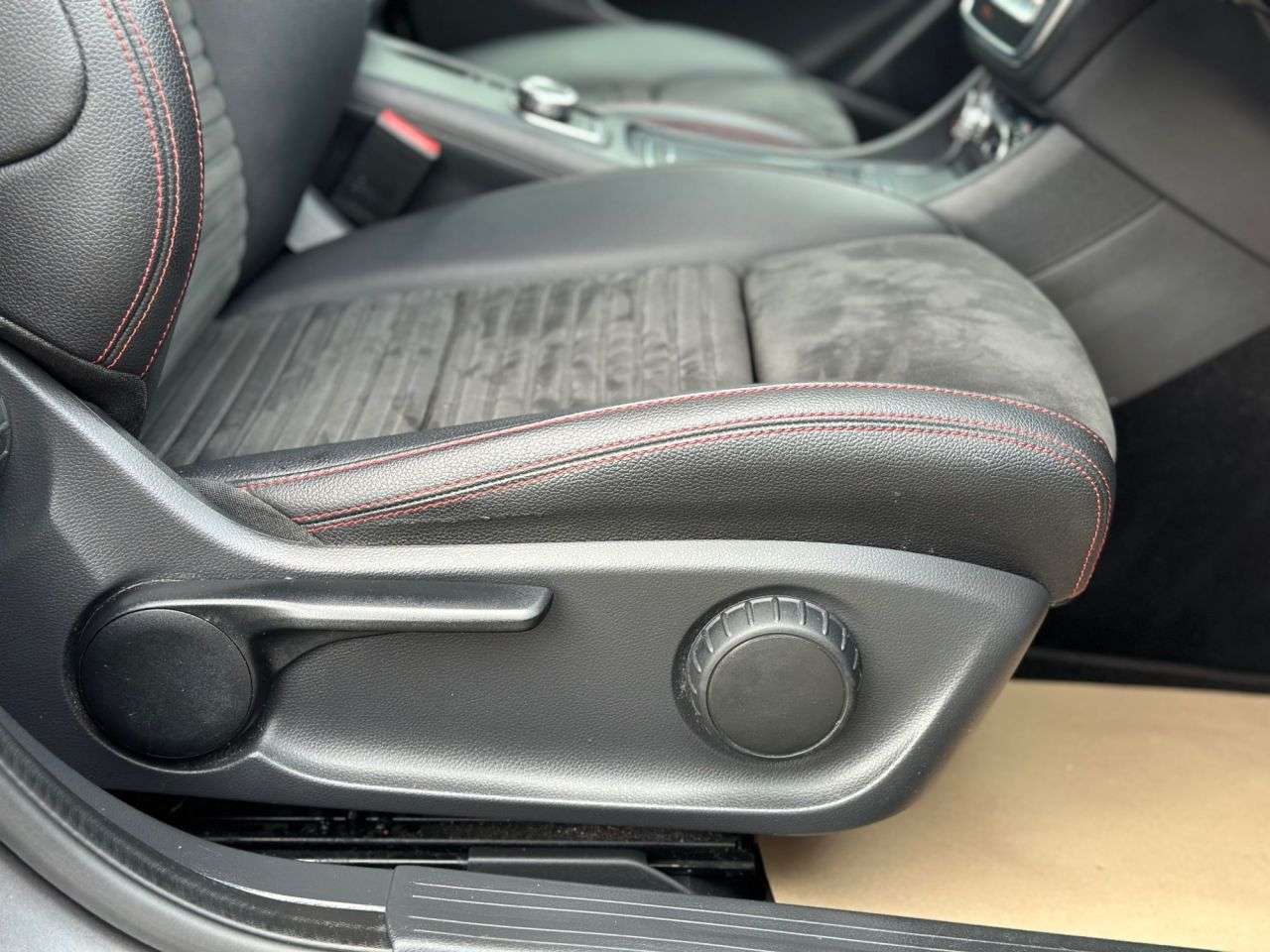 2018 MERCEDES-BENZ 180 2018 MERCEDES-BENZ 180