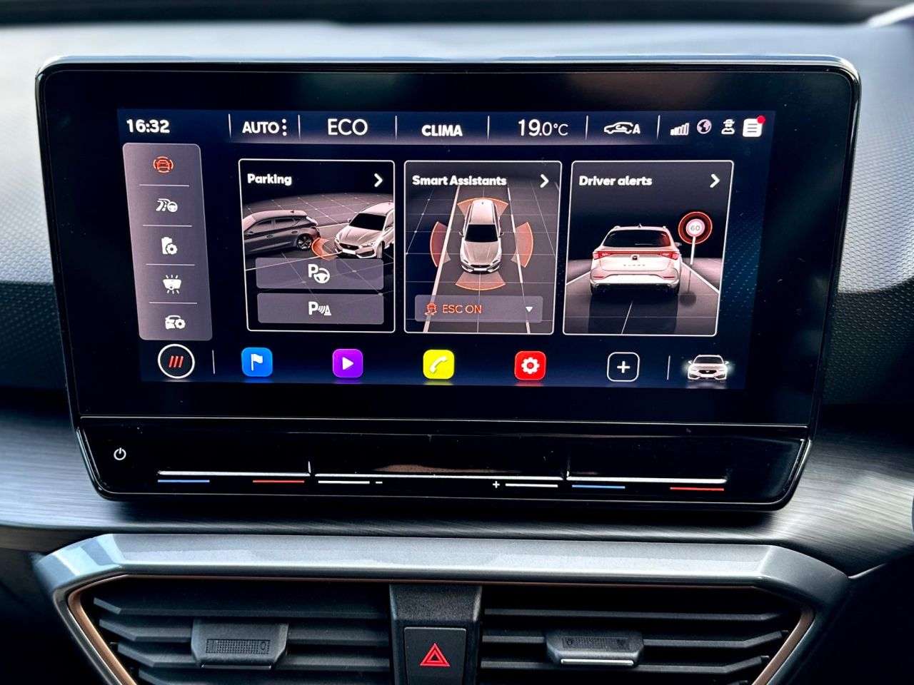 2021 CUPRA LEON 2021 CUPRA LEON