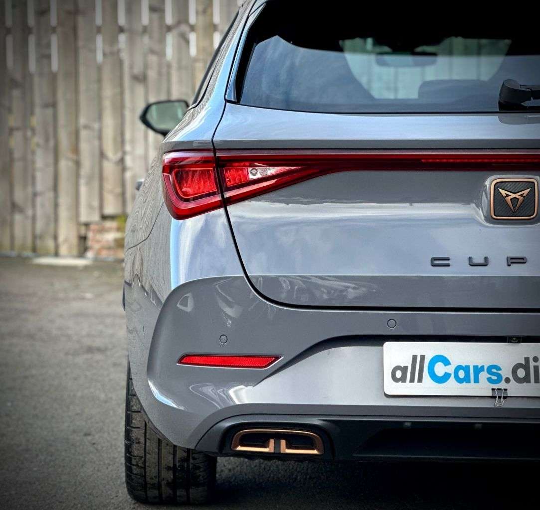 2021 CUPRA LEON 2021 CUPRA LEON