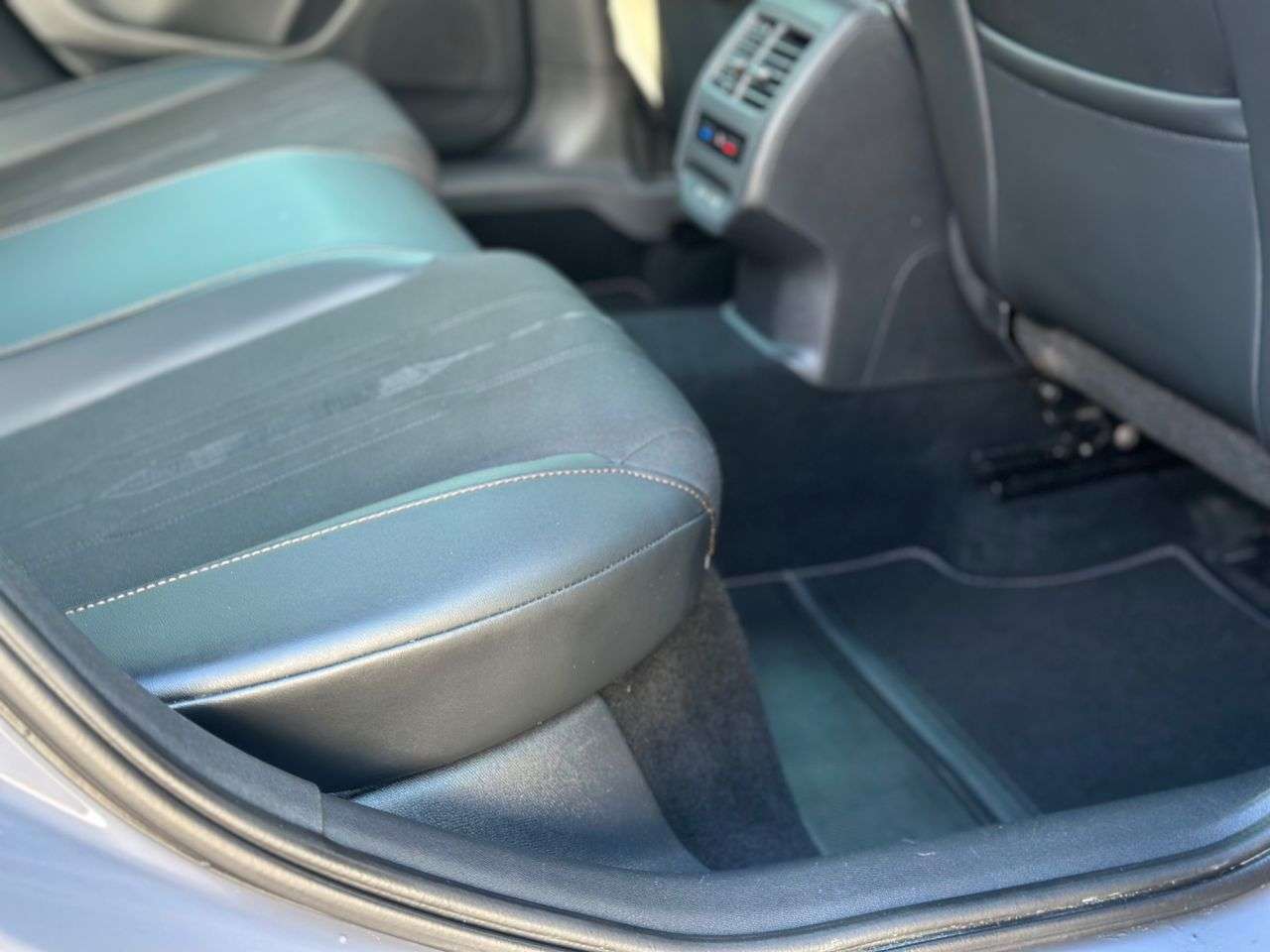 2021 CUPRA LEON 2021 CUPRA LEON