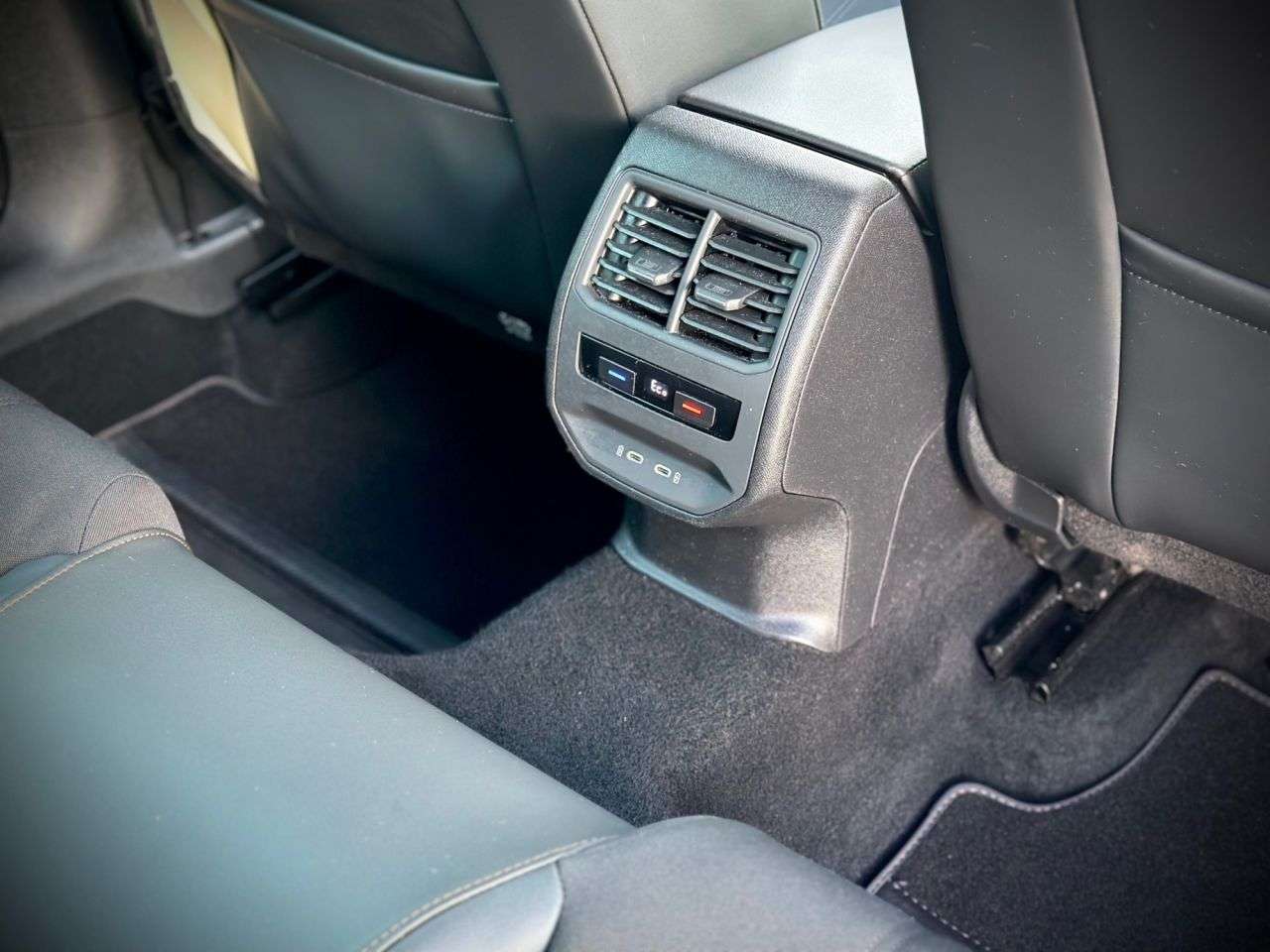 2021 CUPRA LEON 2021 CUPRA LEON