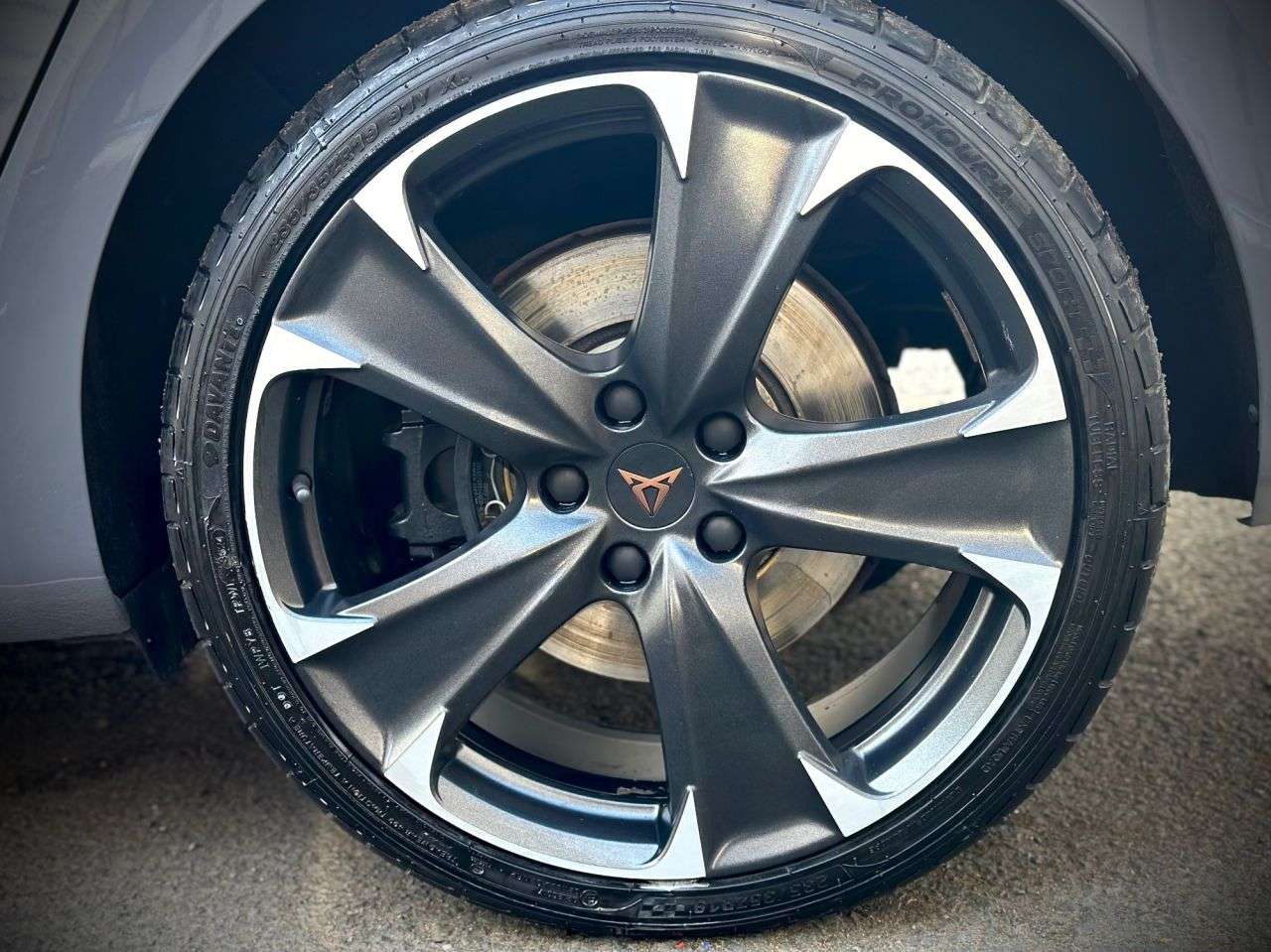 2021 CUPRA LEON 2021 CUPRA LEON